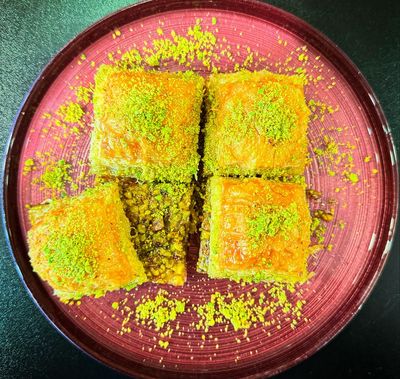 Tereyağlı Fıstıklı Baklava (1 kg.)