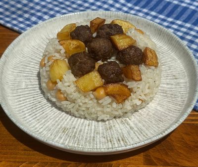 Misket Köfteli Pilav