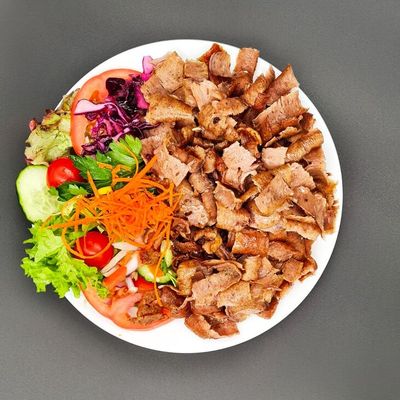 Et Dönerli Yeşil Salata