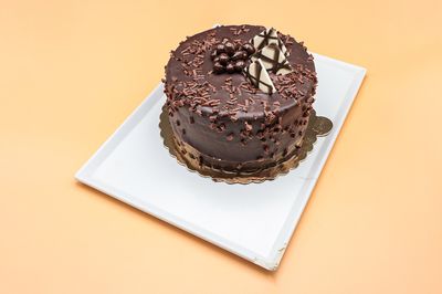 Fıstıklı Çikolatalı Yaş Pasta (Büyük Boy)