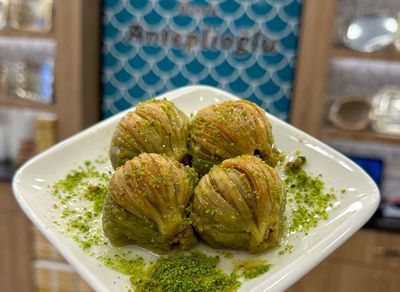 Fıstıklı Yeşil Midye (3 Adet)