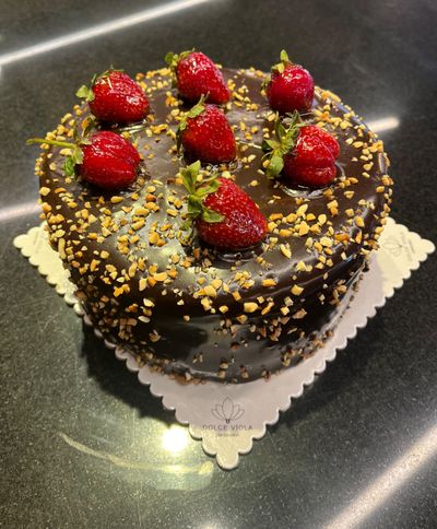 Çilek Çikolatalı Pasta (No.0)