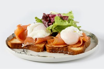 Eggs Benedict