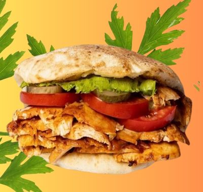 Tombik Ekmek Arası Soslu Tavuk Döner