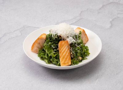 Fırınlanmış Somon & Kale Salata
