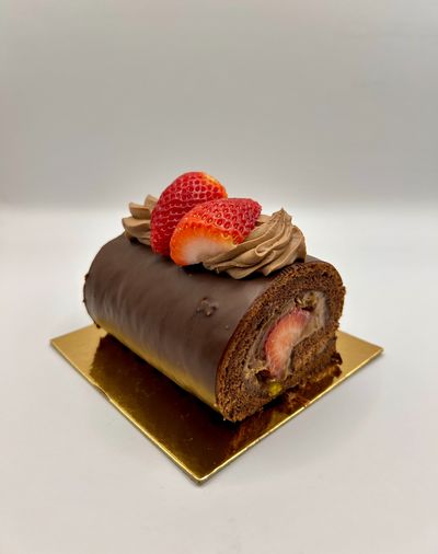 Çilekli Krokanlı Tinton Pasta