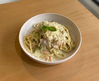 Linguine Smoked Salmon & Asparagus