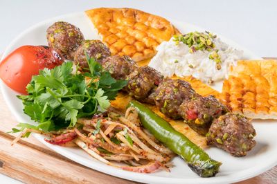 Fıstıklı Kebap