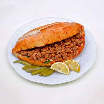 Yarım Ekmek Arası Biftek Tantuni