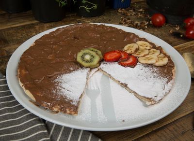 İtalyan Usulü Calzone Çikolatalı Pizza (Büyük Boy)