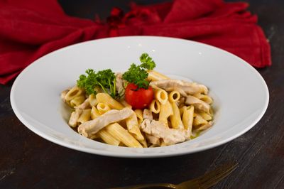 Tavuk Penne Pesto