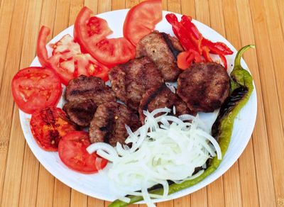 Sivas Izgara Köfte (1 kg.) (Pişirilmemiş)