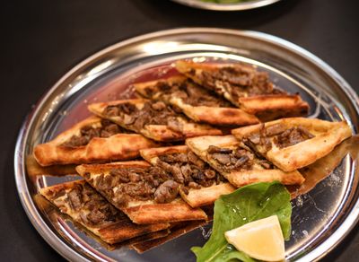 Kavurmalı & Kaşarlı Çıtır Pide