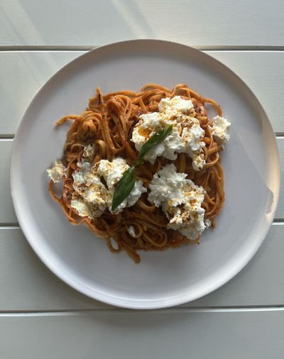 Linguine Pomodoro Stracciatella