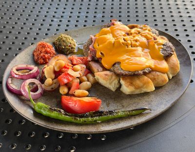 Cheddar Peynirli Köfte