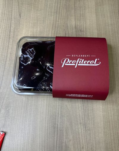 Profiterol (750 gr.) (12 Top)