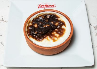 Güveçte Fırın Sütlaç