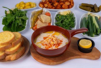 Tavuk Suyu Çorbası