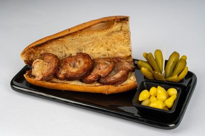 3/4 Ekmek Arası İzmir Usulü Kuzu Kokoreç