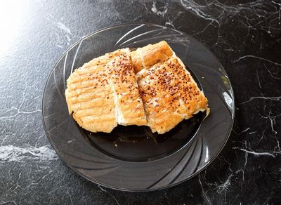 Kavurmalı Kaşarlı Tost