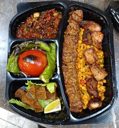 Kuzu Şiş & Urfa Kebap Mix