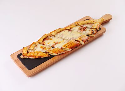 Tavuklu Pide