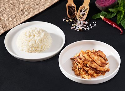 Tavuk Döner ve Tereyağlı Pirinç Pilavı
