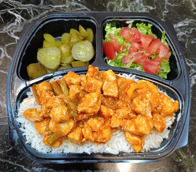 Pilav Üstü Meksika Soslu Tavuk (Acı)