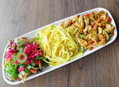 Cafe Dé Paris Soslu Tavuk