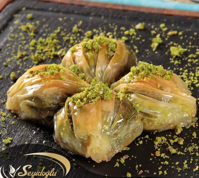 Antep Fıstıklı Midye Baklava (250 gr.)