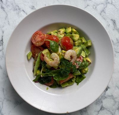 Avokadolu Jumbo Karidesli Salata