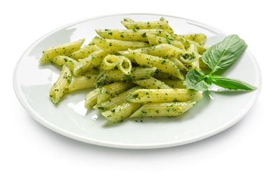 Pesto Soslu Tavuklu Penne