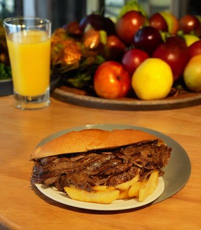 Sriracha Acısssos Dream Soslu VIP Ekmek Arası Et Döner