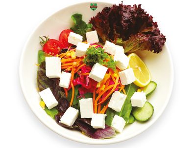 Peynirli Salata