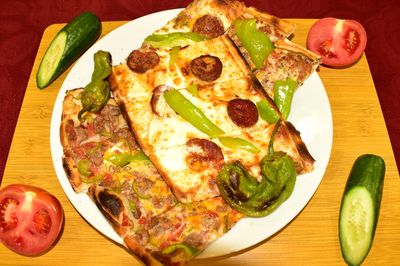 Karışık Pide