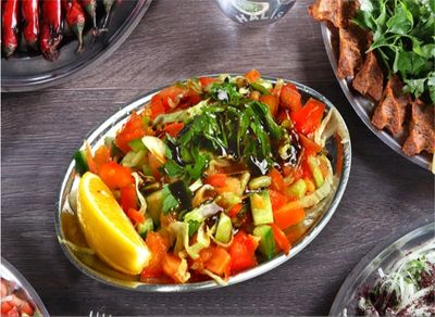 Mevsim Salata