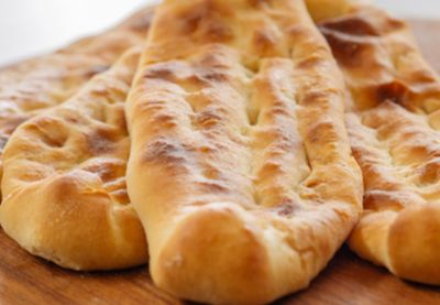 Kaşarlı Kır Pidesi