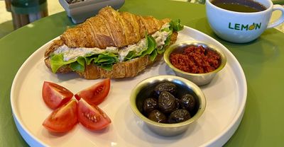 Ton Balıklı Kruvasan