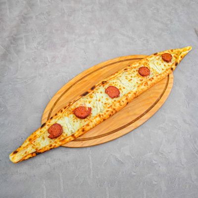 Sucuklu Kaşarlı Pide