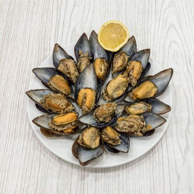 Midye Dolma (50 Adet) (Orta)