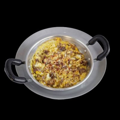 Sahanda Kıymalı Yumurta