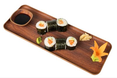 Sake Avokado Maki (6 Pcs.)