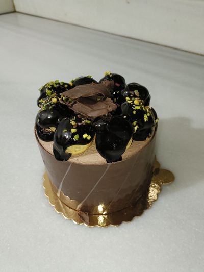 Profiterollü Pasta (6 Kişilik)