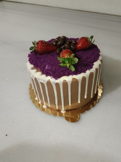 Çilekli Pasta (6 Kişilik)