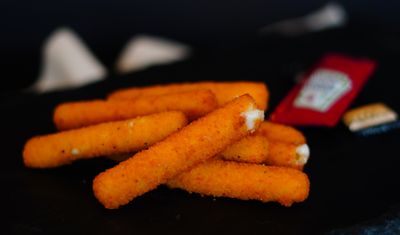 Mozzarella Sticks (8 Adet)