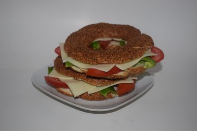 Simit Arası