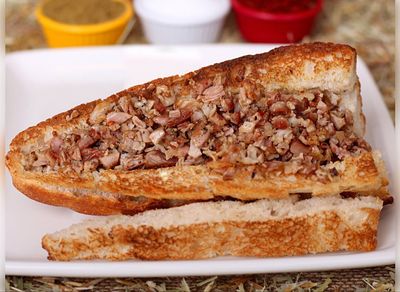 Çeyrek Ekmek Arası İzmir Kokoreç