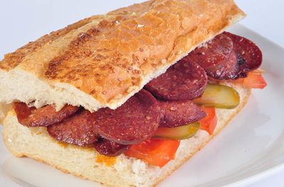 Ekmek Arası Sucuk