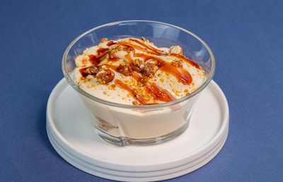 Karamel Çikolatalı Profiterol