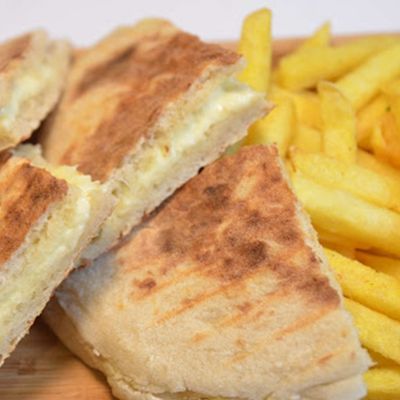 Çift Kaşarlı Tost